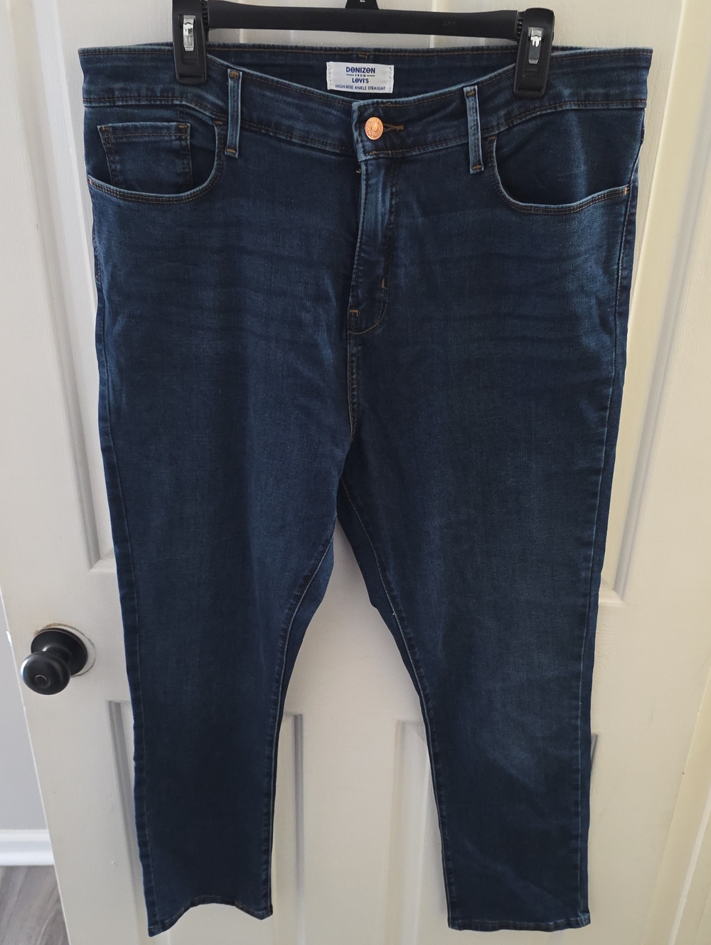 Levi's Dark Blue Slim Straight Jeans
